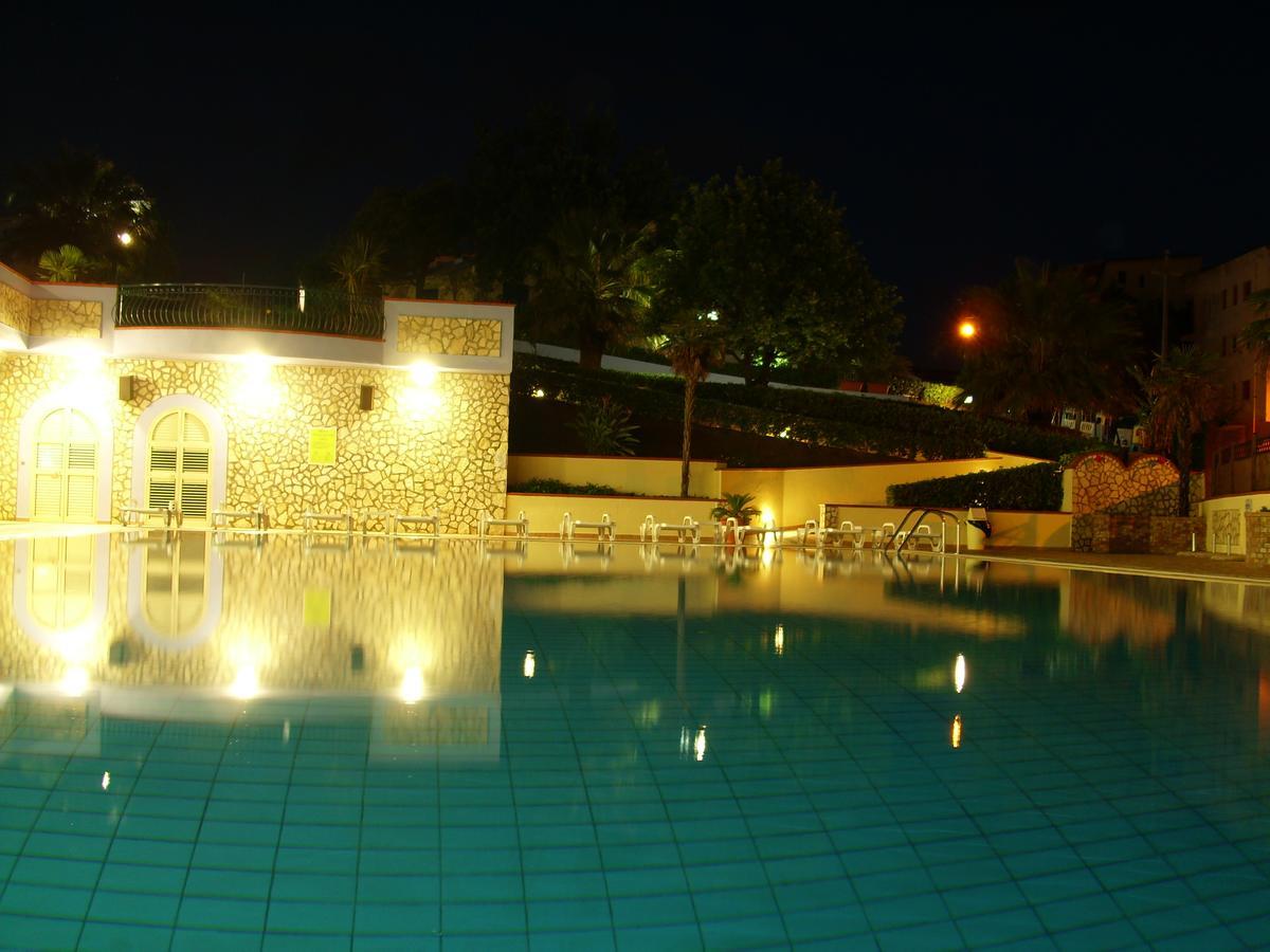 Panorama 3*
