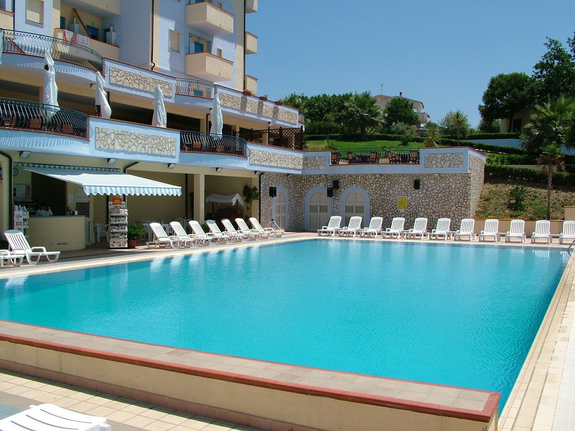 Apartahotel Panorama 3*